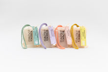 Load image into Gallery viewer, Garden Soap on a Rope – Gentle Floral & Poppy Seed Exfoliating Shower Bar