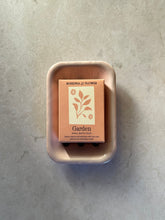 Load image into Gallery viewer, Enamel Soap Dish & Botanical Soap Gift Set