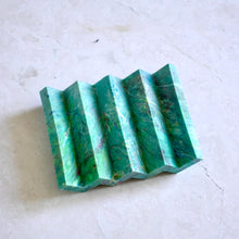 Load image into Gallery viewer, Recycled Plastic Zig Zag Soap Dish