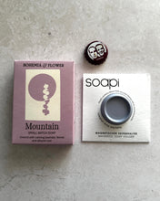 Load image into Gallery viewer, Soapi X Bohemia &amp; Flower Soap Starter Kit
