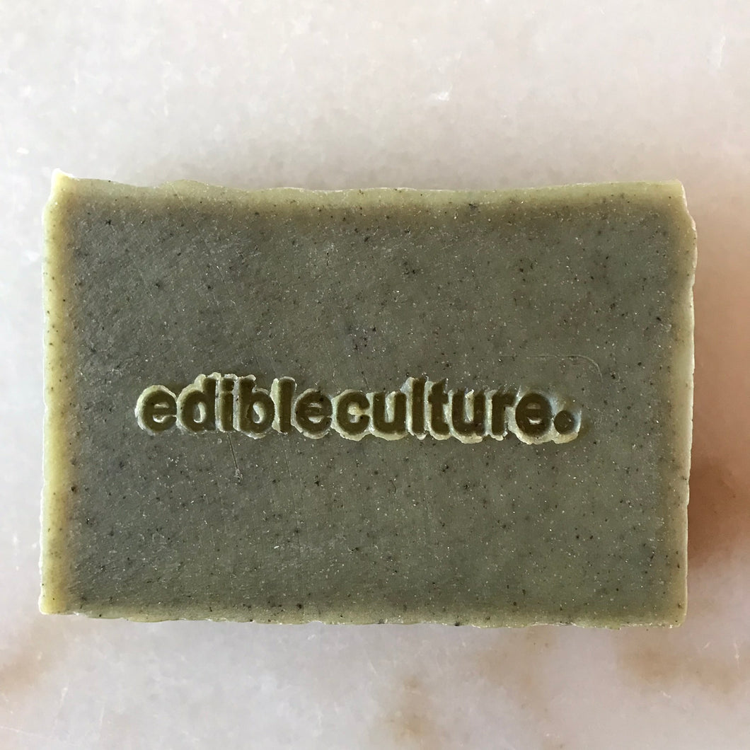 Gardeners’ Soap - exfoliating rose geranium & nettle - Bohemia & Flower X Edible Culture